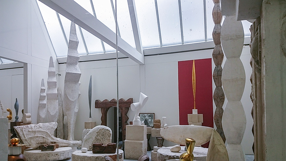 Monumental: Atelier Brancusi